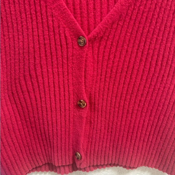 Hot Pink Ribbed Sweater Vest - Picture 3 of 4